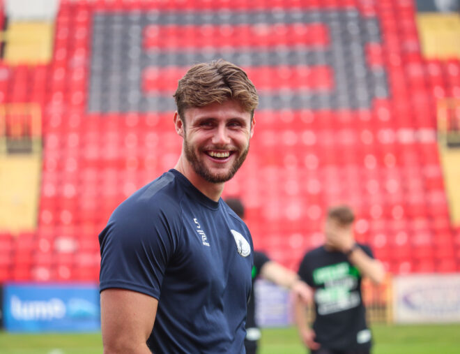 PROGRAMME FEATURE | Kenton Richardson on his injury comeback & promotion ambitions