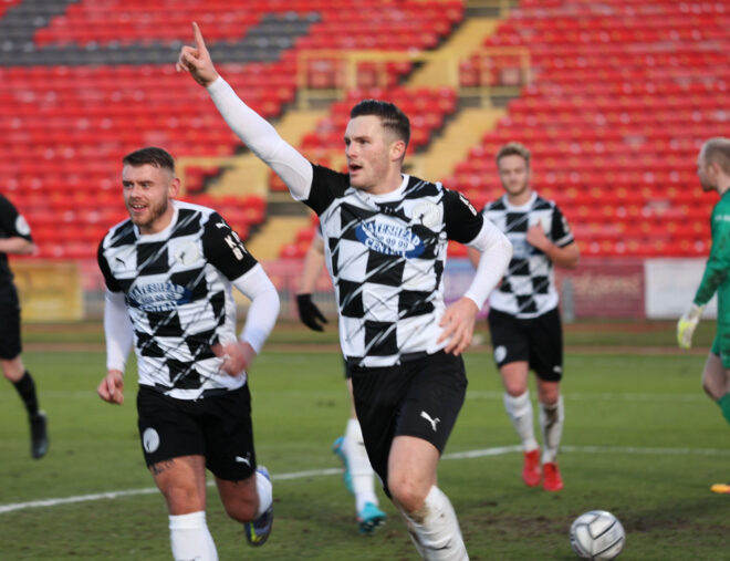 Gateshead 3-1 Leamington