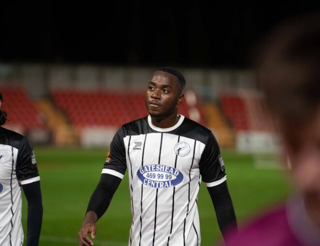 Owen Oseni joins St Mirren