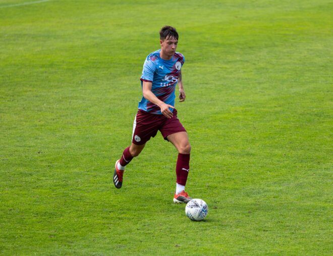 Wombwell joins Marske United on loan