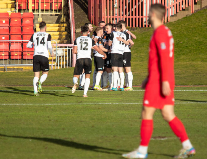 WHICH BOOKIE | Brackley Town preview